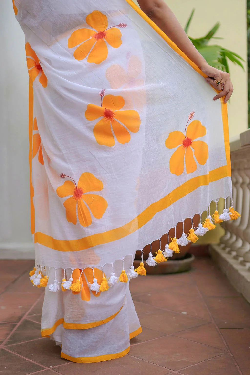 Hand Painted White Mulmul Cotton Saree