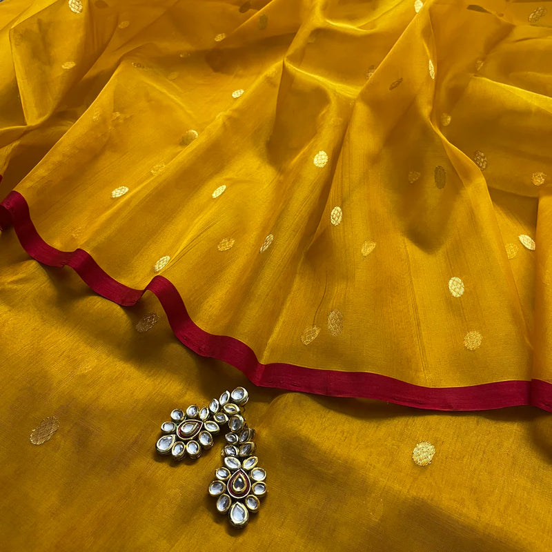 Royal Chanderi Silk Saree with Gold Zari Bootis