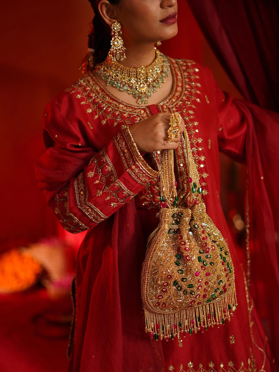 Teej Maharani Kundan Potli