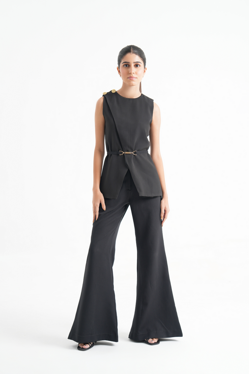 structured sleeveless blazer