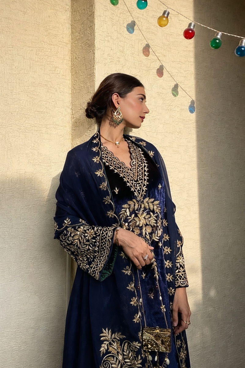 Royal Blue Velvet Suit – By Reet Lifestyle
