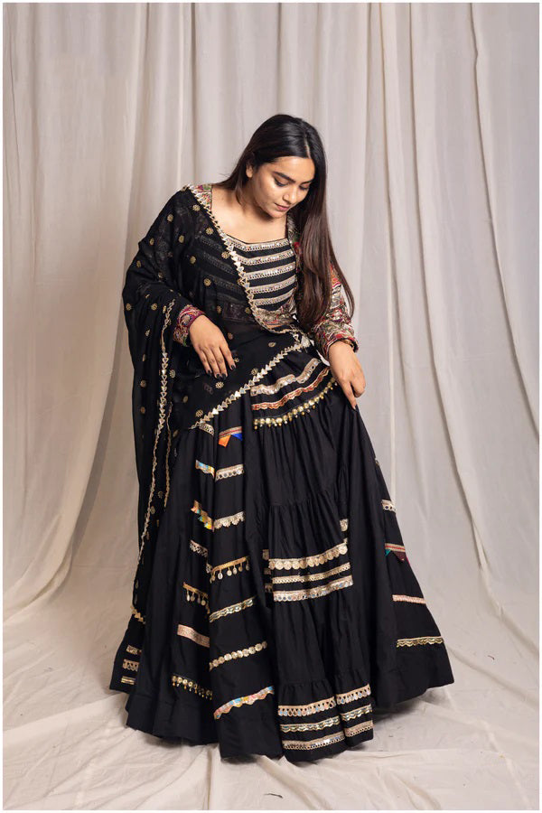 black festive skirt set