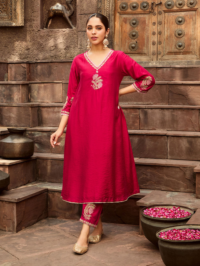 Chanderi Pink Kurta with Pants Embroidered Set