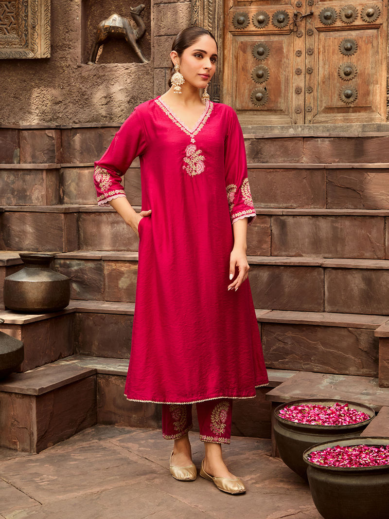 Chanderi Pink Kurta with Pants Embroidered Set