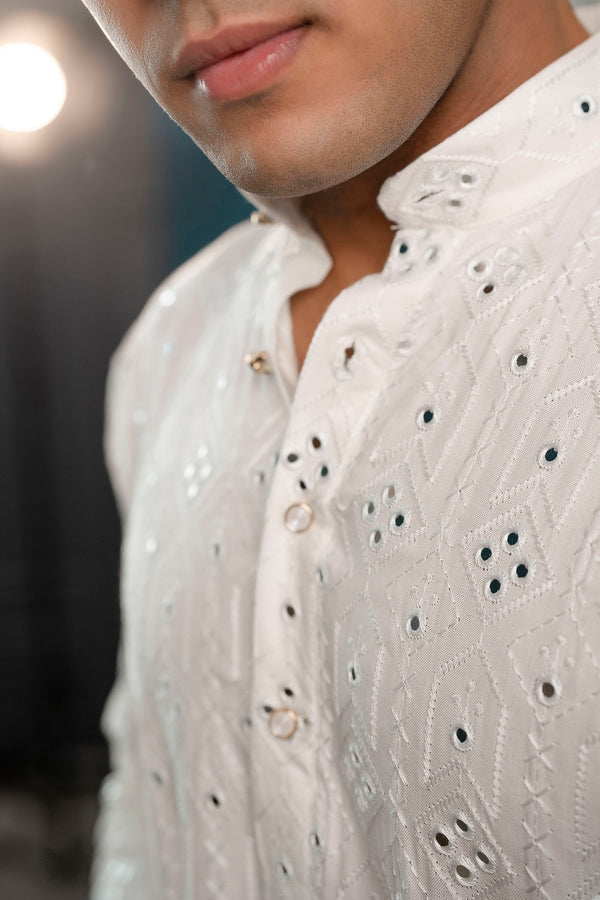 Traditional kurta for Indian festivals