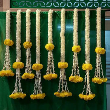 White Lilly Hanging 4ft Cloth Garland