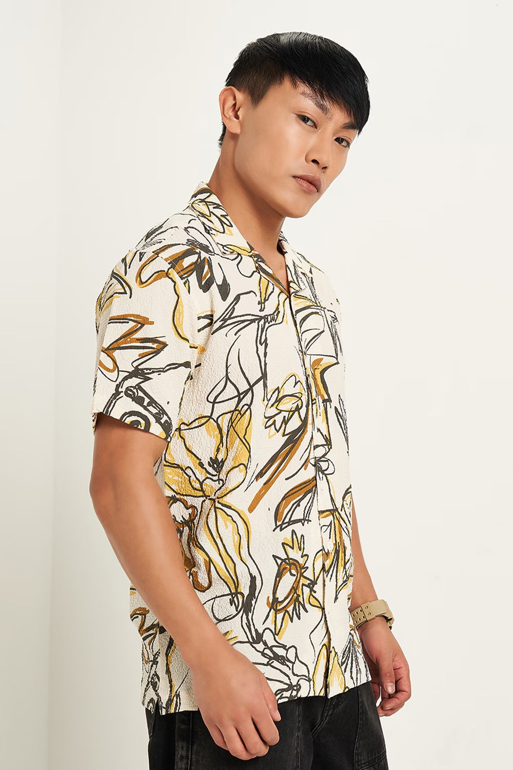 Men's abstract print half sleeve shirt