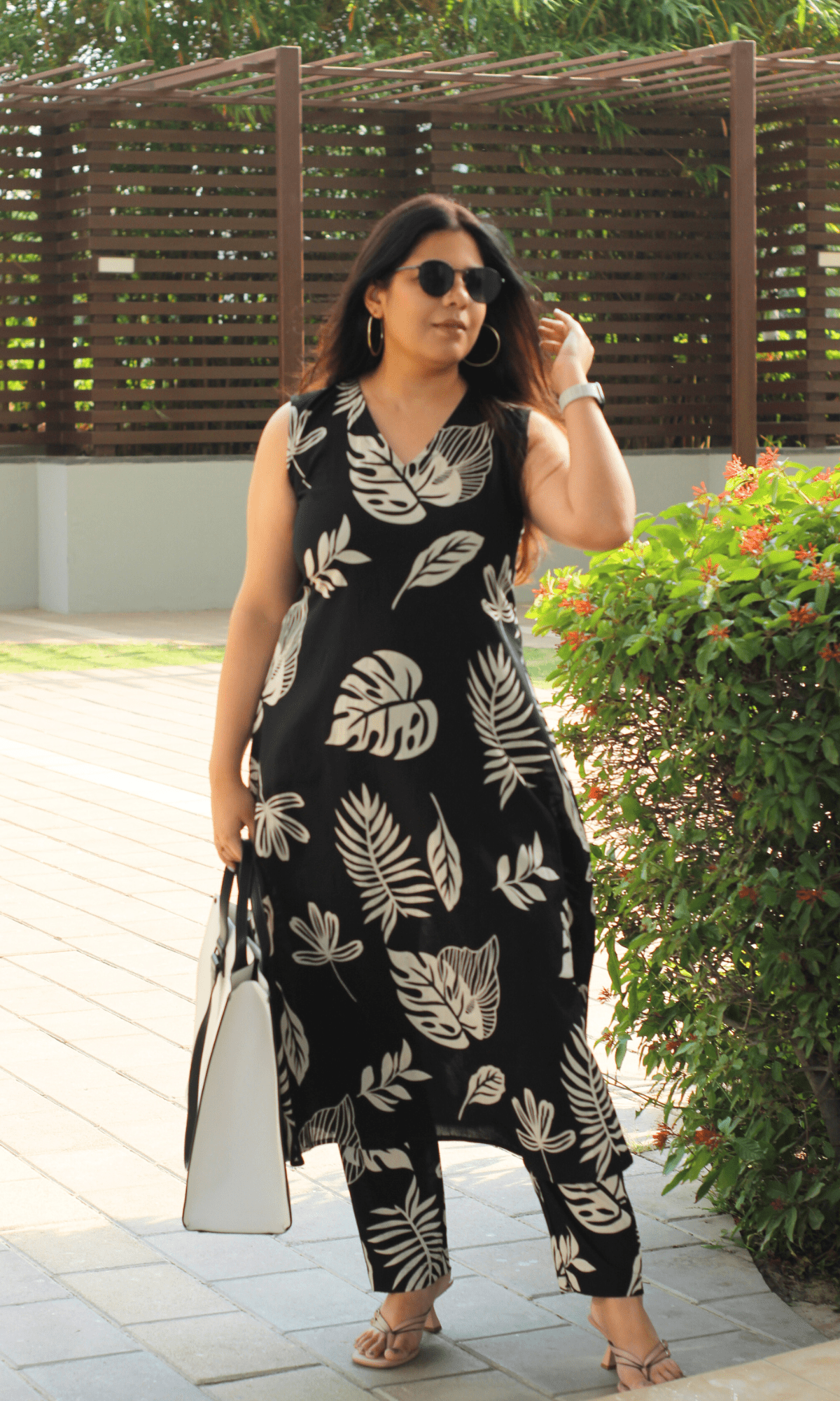 Sleeveless kurta for women