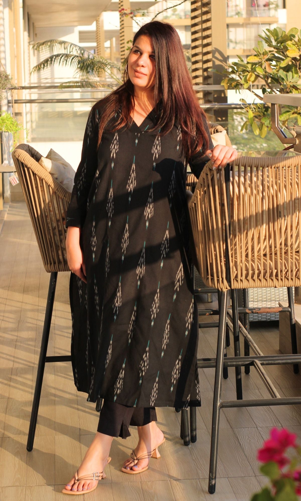 Cotton V-neck kurta