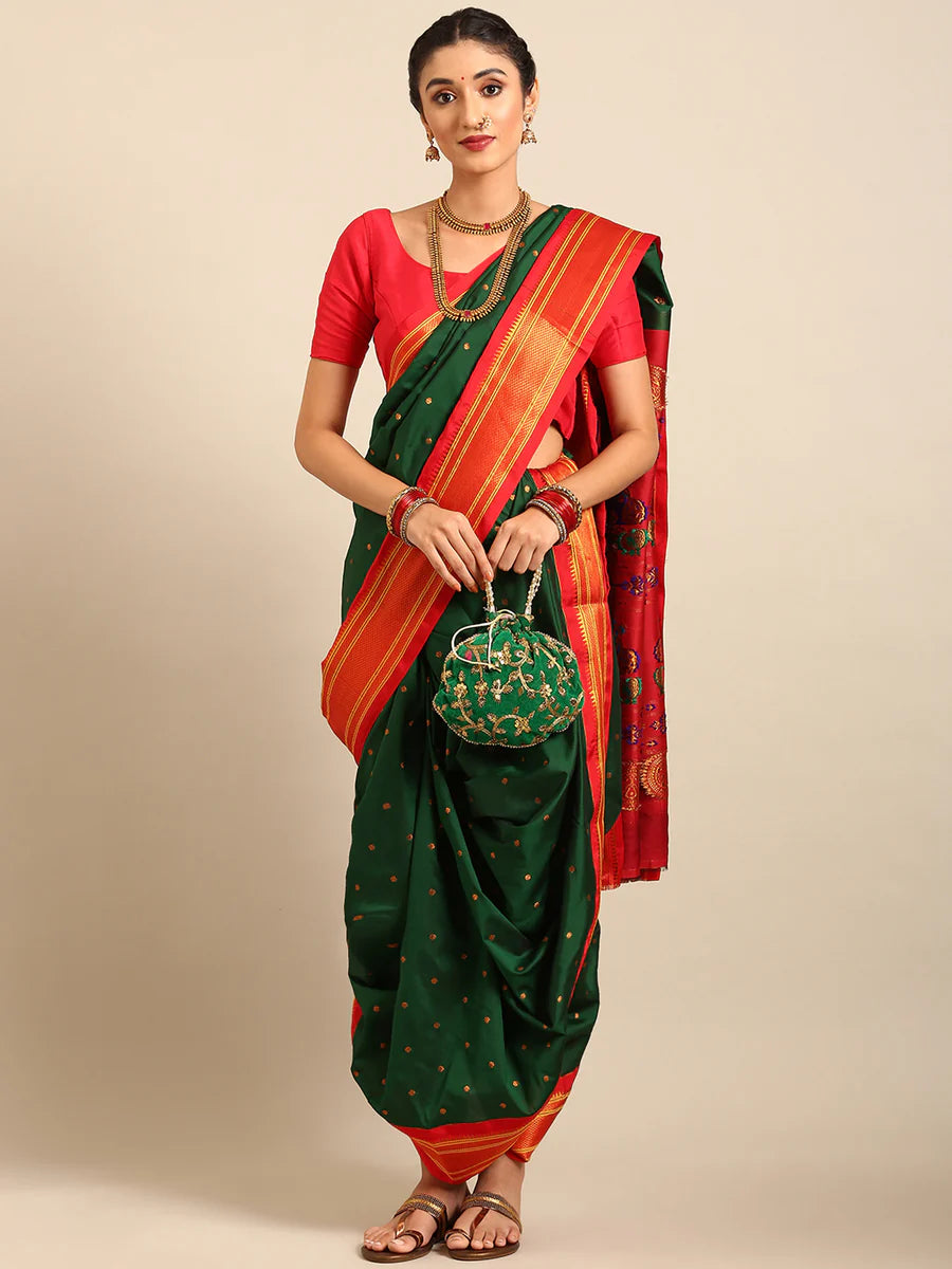 Women’s Nauvari Paithani saree