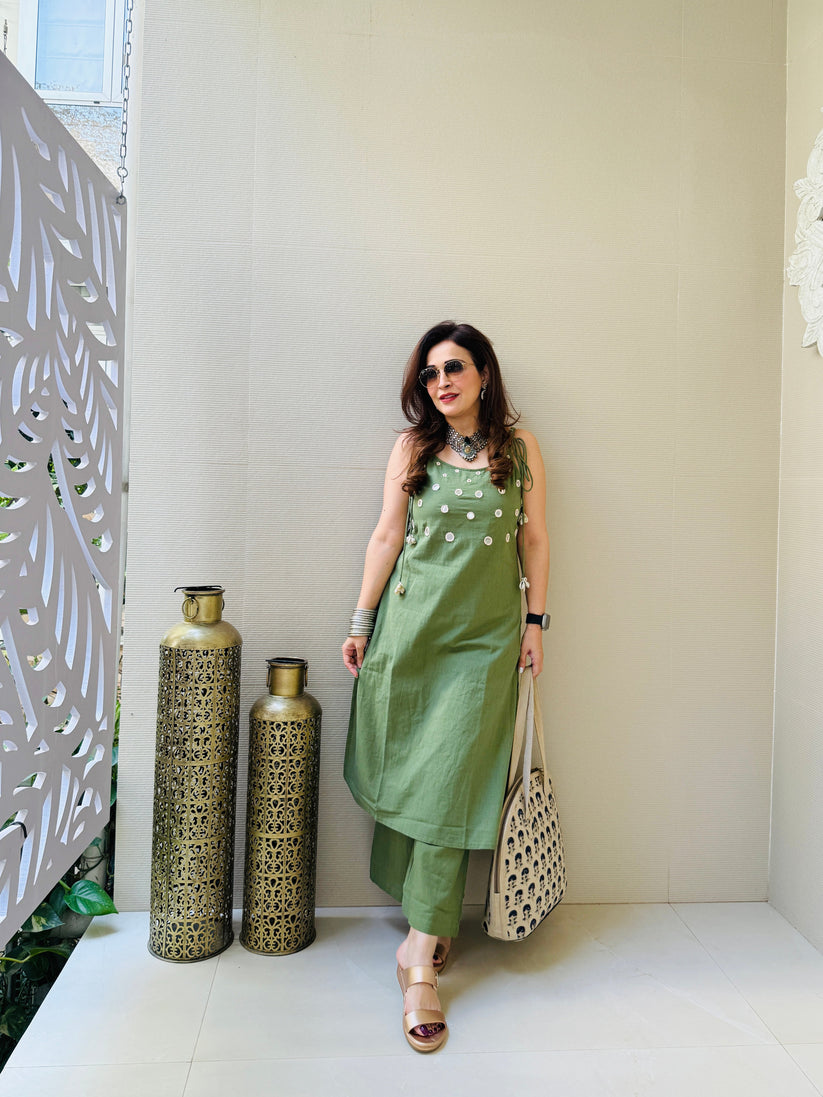 Women's festive kurta set
