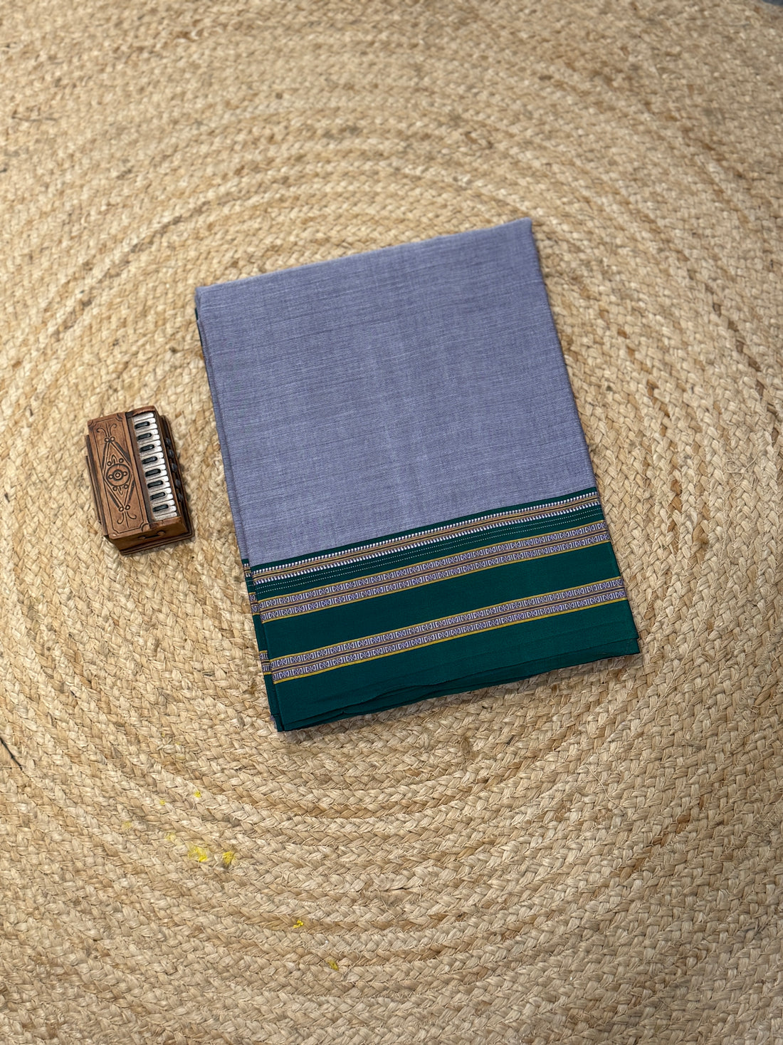 Gayatri border saree