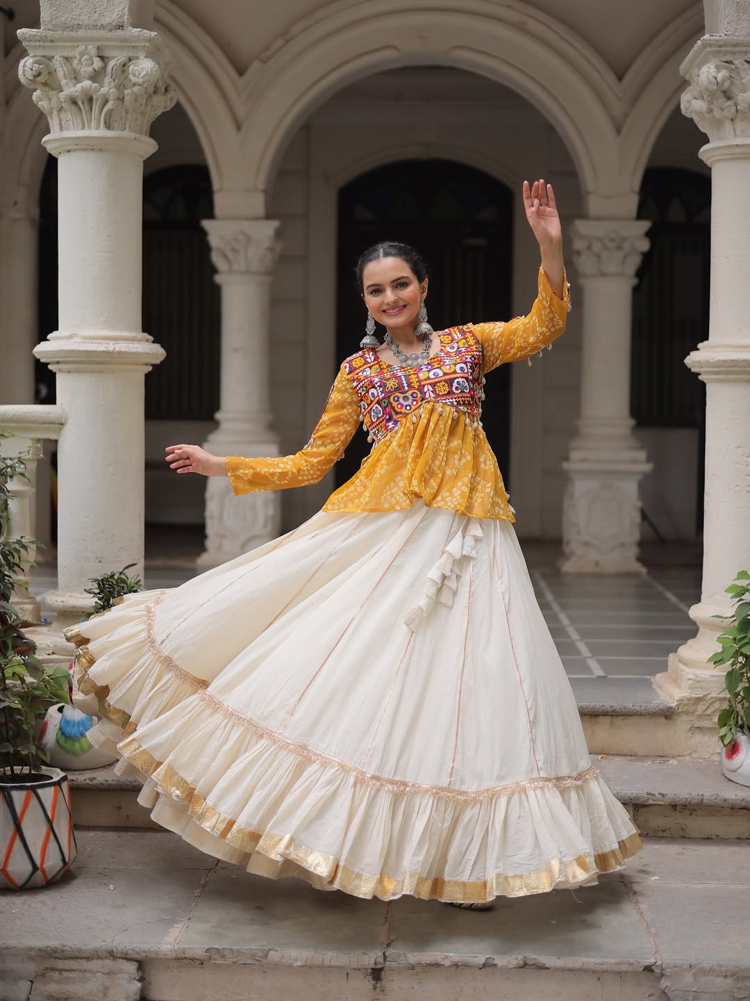 Navratri chaniya choli collection