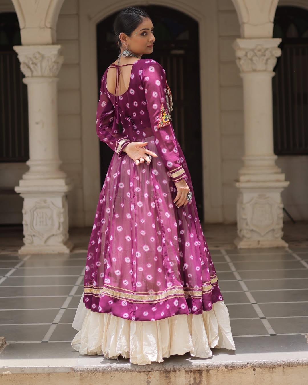 Women’s Navratri lehenga kurti set