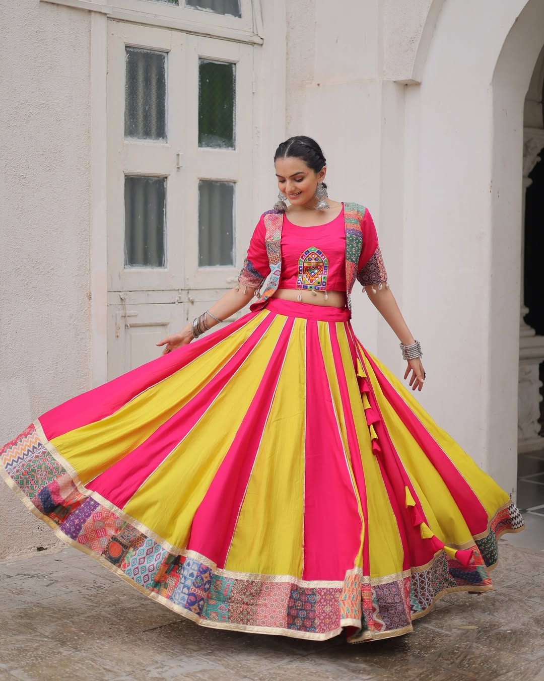 Navratri outfit for women 2025