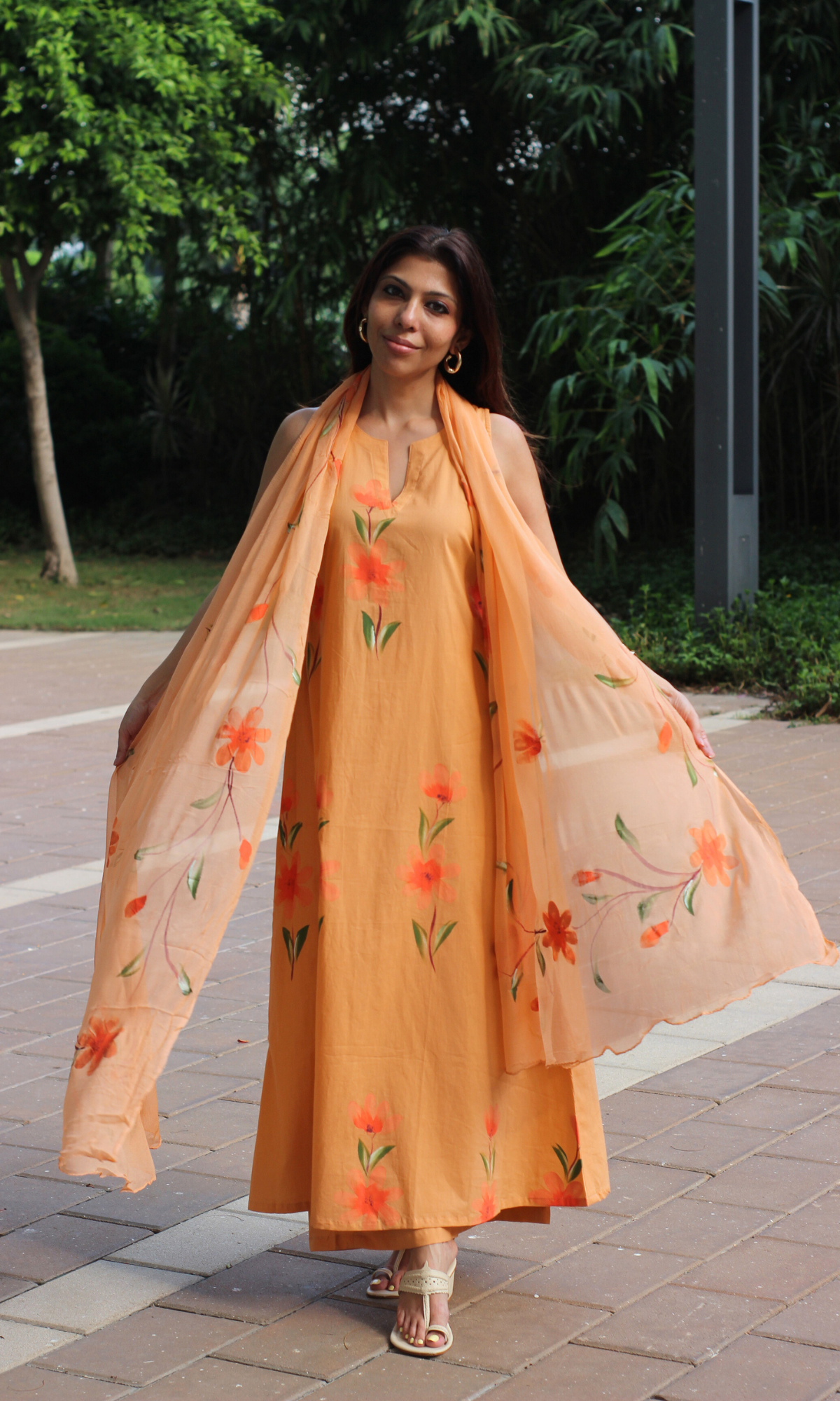 Brush painted kurta suit