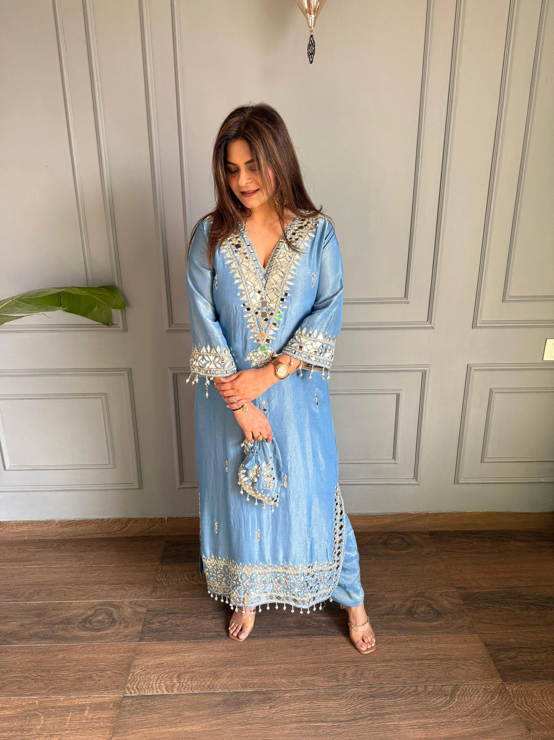 Noor-E-Aina Mirror Work Tissue kaftan