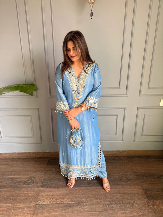 Noor-E-Aina Mirror Work Tissue kaftan