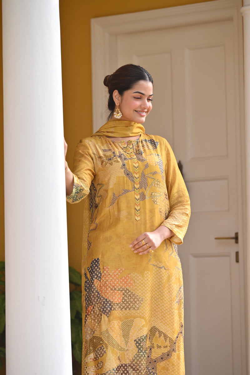 Yellow traditional suit set for festive occasions