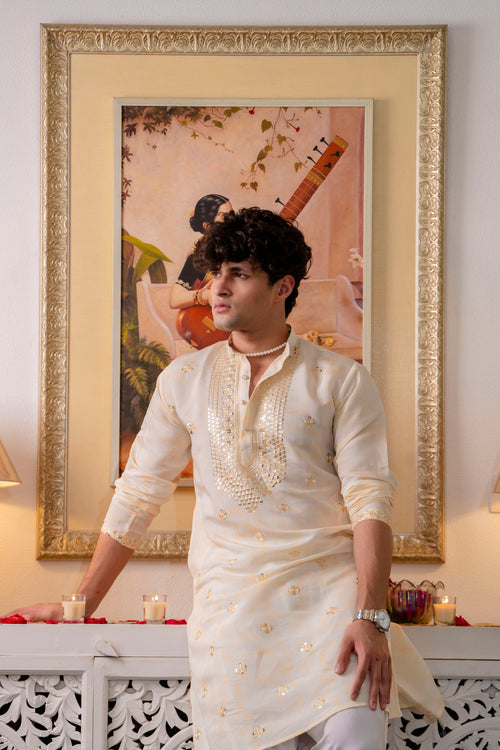 Hand-dyed men's traditional wear